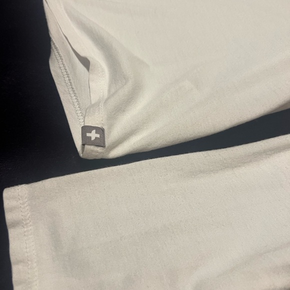 FIGS | White Long Sleeve Undershirt - Picture 2 of 6